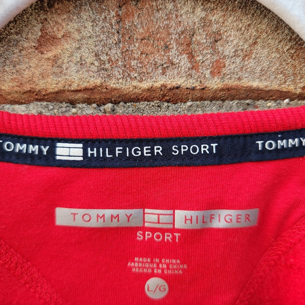 Tommy Hilfiger Red Sweatshirt with Navy Blue Stars - Picture 6 of 7